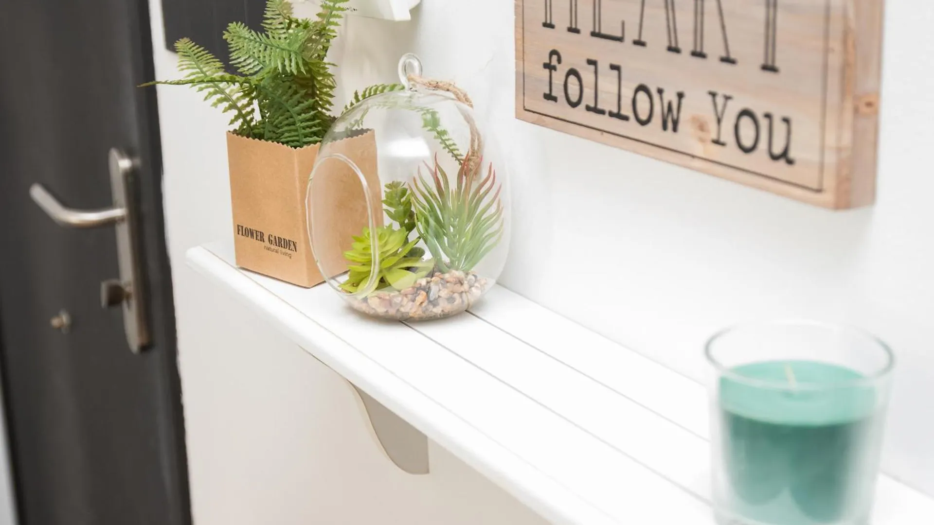 C80 - Rustic Chic Studio Downtown Malaga Apartment